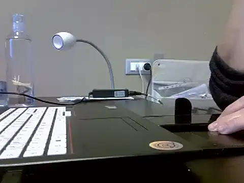 Snapshot of ITALIANASISIXX chatting on January 16, 7:17 am ITALIANASISIXX online show from January 16, 7:17 am