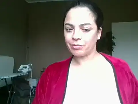 ITALIANASISIXX online show from May 5, 1:08 pm
