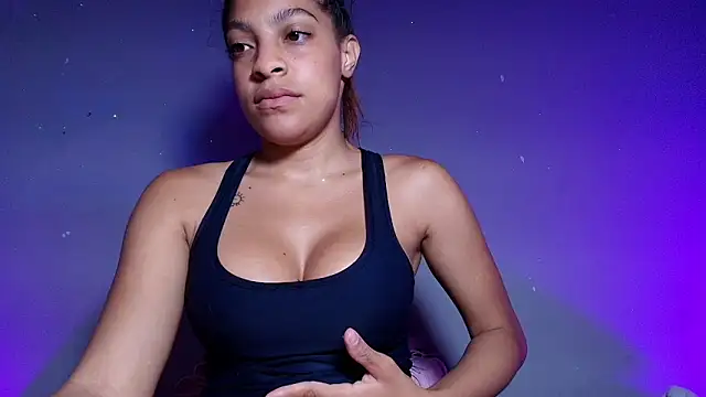 Snapshot of m_rosee chatting on November 14, 2:38 pm m rosee online show from November 14, 2:38 pm