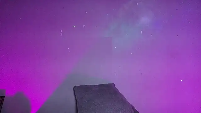 Snapshot of m_rosee chatting on March 16, 12:31 pm m rosee online show from March 16, 12:31 pm