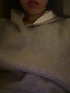 Snapshot of _Maya_zaidi_ chatting on November 4, 3:44 pm Maya zaidi online show from November 4, 3:44 pm