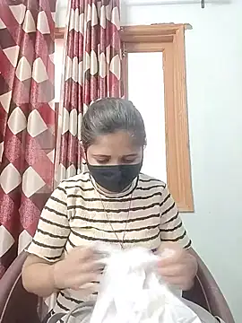 Snapshot of Ruhi_07 chatting on July 9, 3:43 am Ruhi 07 online show from July 9, 3:43 am