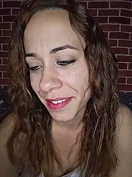 Snapshot of HotGinger66 chatting on May 31, 2:46 pm HotGinger66 online show from May 31, 2:46 pm