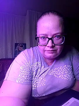 LillyWilly online show from September 23, 8:28 am