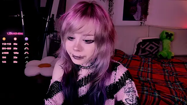 Lollyshy online show from November 3, 11:22 am