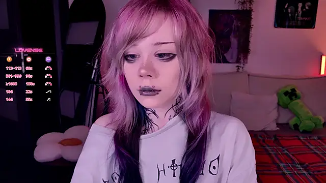 Lollyshy online show from November 6, 10:38 am