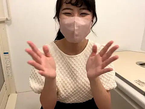 Snapshot of sora_033 chatting on November 15, 4:25 pm sora 033 online show from November 15, 4:25 pm