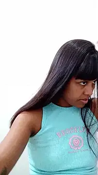 indiazinhabella27 online show from December 20, 7:32 pm