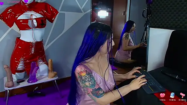 karlamoon23 online show from June 29, 12:39 am