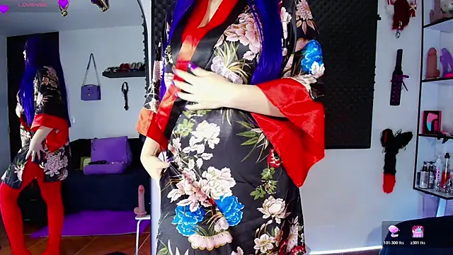 karlamoon23 online show from July 22, 11:57 am