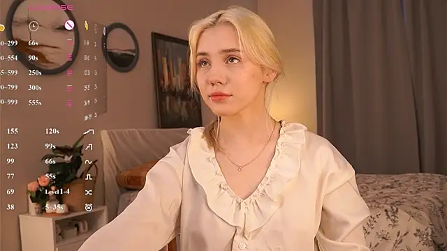 LilianBenskin online show from November 18, 7:02 am