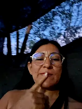 maturexxxnaughty online show from July 30, 11:26 pm