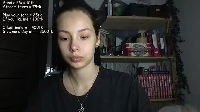 Yuna5343 online show from June 6, 7:29 pm