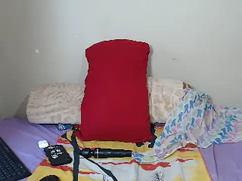  SweetLips  online show from April 25, 1:36 pm