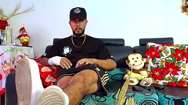 Snapshot of DaveSoldier chatting on December 15, 8:02 pm DaveSoldier online show from December 15, 8:02 pm