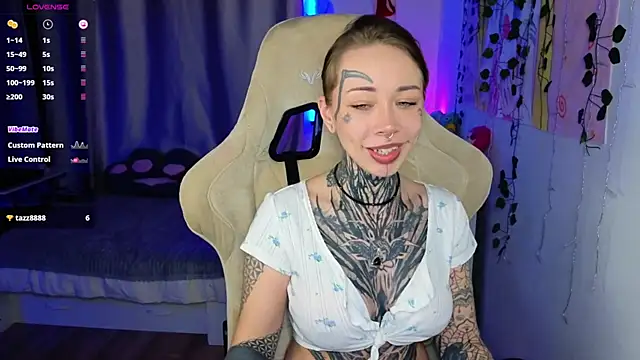 Snapshot of bunnykellyyy chatting on February 28, 6:53 pm bunnykellyyy online show from February 28, 6:53 pm