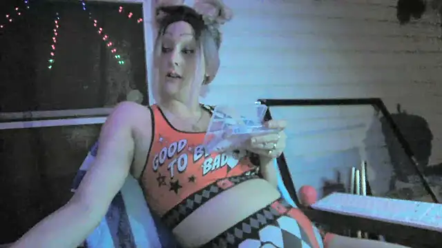 Splash Queen420 online show from June 14, 3:30 am
