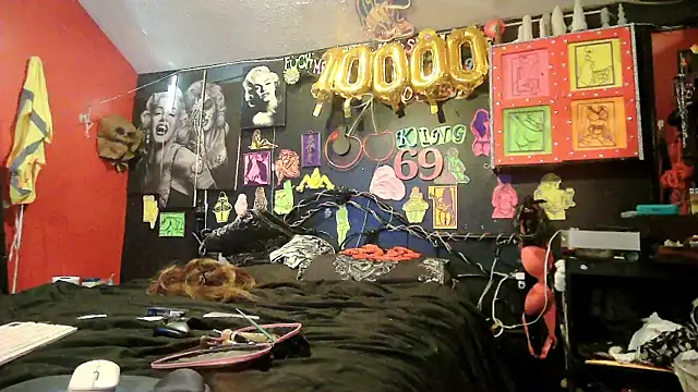 Splash Queen420 online show from July 12, 11:51 pm