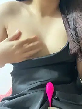 SiennaQueen18 online show from October 2, 5:03 am