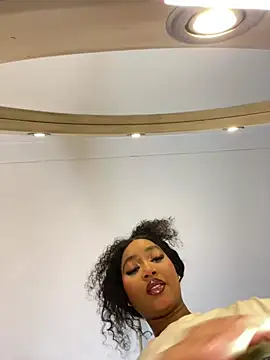 alisonn moon online show from January 8, 10:23 pm