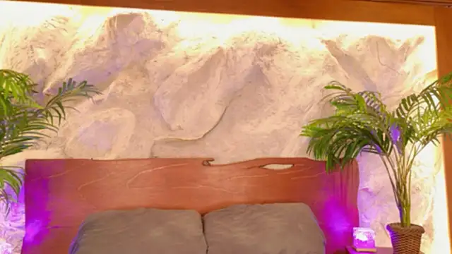 alisonn moon online show from March 9, 10:36 pm