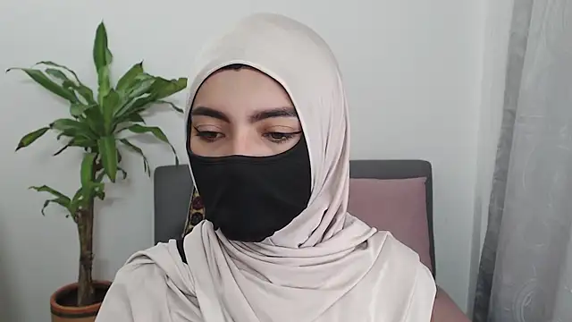 Snapshot of jade_nassar chatting on October 26, 9:53 pm jade nassar online show from October 26, 9:53 pm