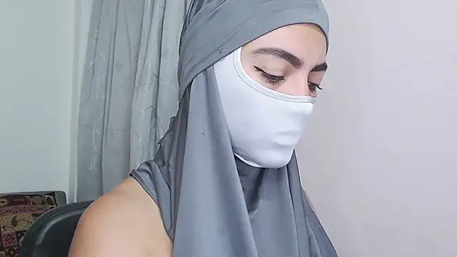 jade nassar online show from January 8, 1:41 am