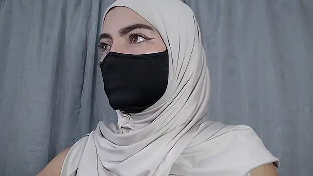 jade nassar online show from July 13, 7:38 pm