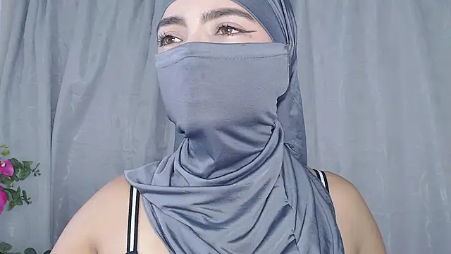 jade nassar online show from July 23, 9:02 pm
