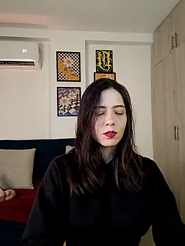 Snapshot of mishelkrave_ chatting on October 19, 11:16 pm mishelkrave online show from October 19, 11:16 pm