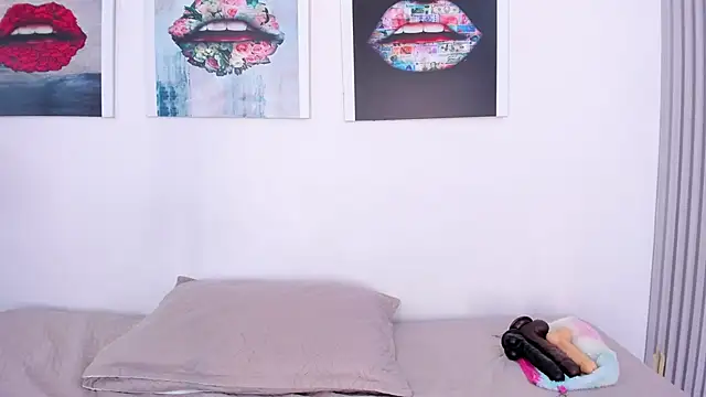 Monika-Ruiz online show from September 25, 7:28 pm