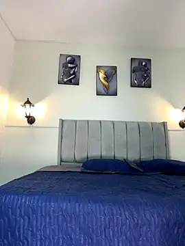 Samara Hadi  online show from October 31, 8:54 pm