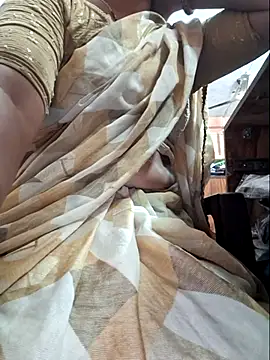 indianhotwife639 online show from November 24, 5:40 am