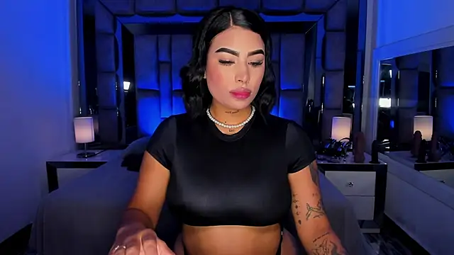 MaddyGray  online show from July 18, 4:11 pm