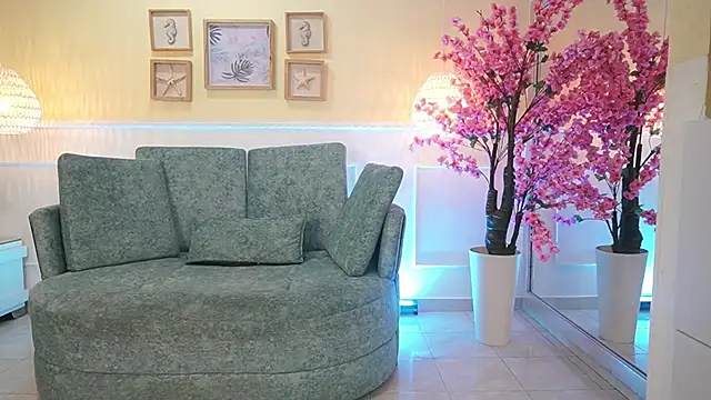 LoonaNyx online show from September 16, 11:33 am