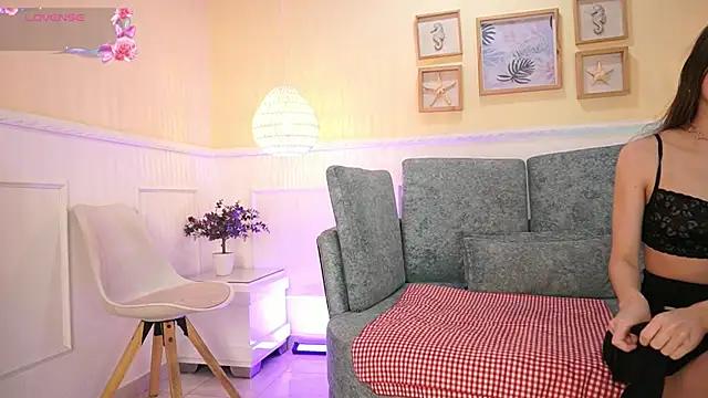 LoonaNyx online show from September 25, 11:36 am