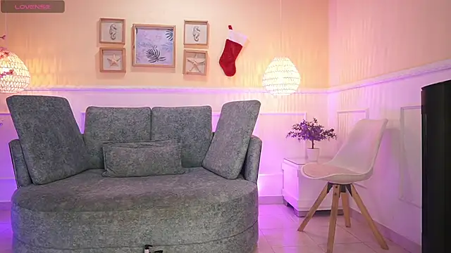 LoonaNyx online show from November 24, 11:32 am