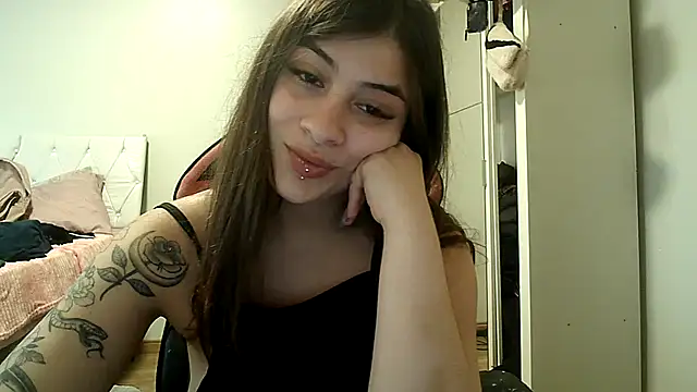 Becca B online show from November 28, 9:17 pm