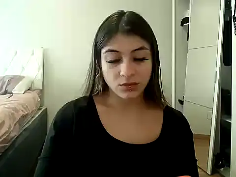 Becca B online show from May 3, 6:58 pm