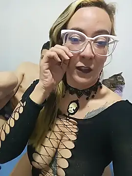 Snapshot of sexxpool chatting on July 18, 5:22 am sexxpool online show from July 18, 5:22 am