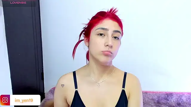 adahraa younng online show from October 24, 10:39 pm