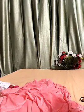 Shalu G online show from April 29, 5:30 pm