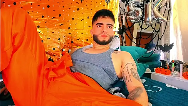 Snapshot of King_Draven3 chatting on October 31, 7:26 pm King Draven3 online show from October 31, 7:26 pm