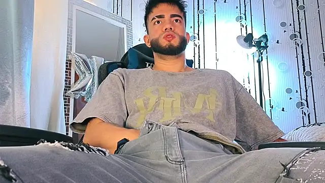 Snapshot of King_Draven3 chatting on November 5, 7:36 pm King Draven3 online show from November 5, 7:36 pm