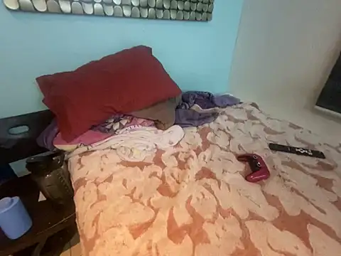 Alexitho25 online show from September 26, 8:40 am