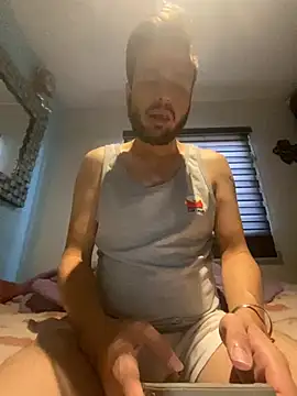 Snapshot of Alexitho25 chatting on July 28, 8:23 pm Alexitho25 online show from July 28, 8:23 pm