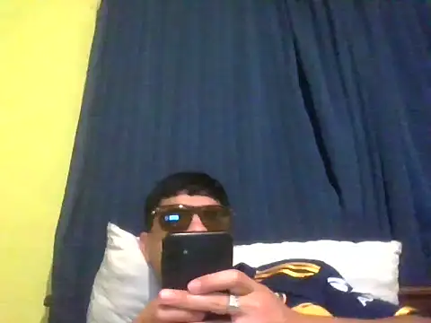 Snapshot of juanfritaa21 chatting on September 13, 2:44 am juanfritaa21 online show from September 13, 2:44 am