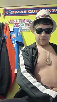 juanfritaa21 online show from August 4, 11:18 pm