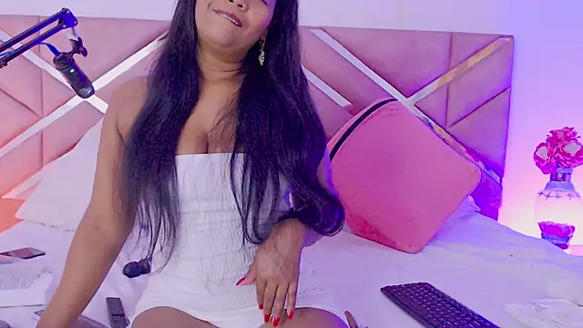 Snapshot of sofia_07 chatting on June 12, 4:55 am sofia 07 online show from June 12, 4:55 am
