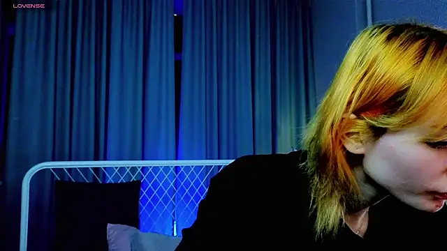 Kiara Dream online show from August 4, 9:39 pm